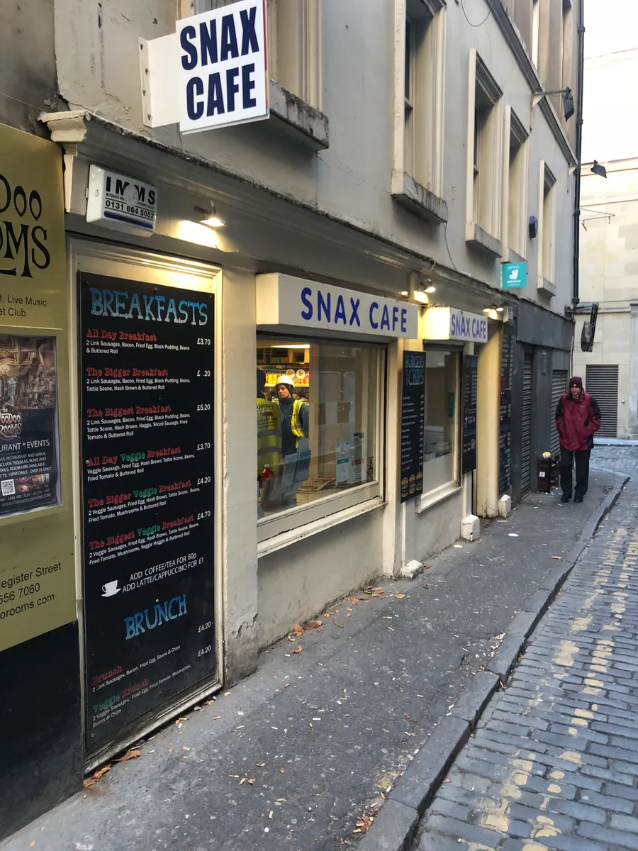 Snax Cafe