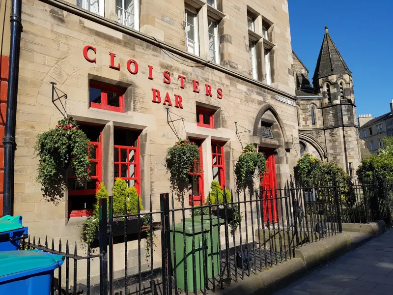 Cloisters Bar